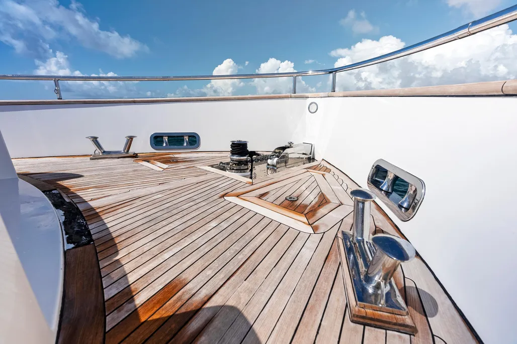 Yacht Photo 48